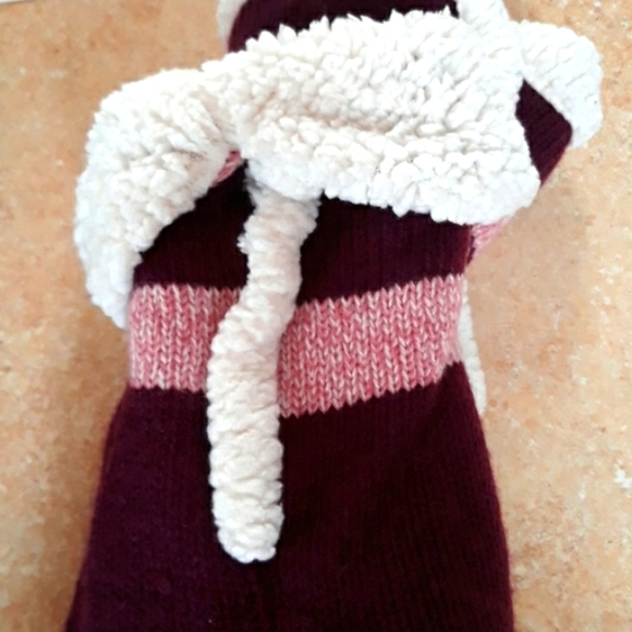 Brand new, Non Skid, comfortable & warm soxs Bundle items to $ave on $HIPPING😉 - Picture 6 of 10